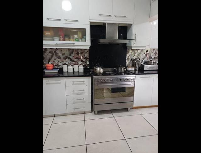 3 BEDROOM HOUSE FOR SALE IN SHERWOOD